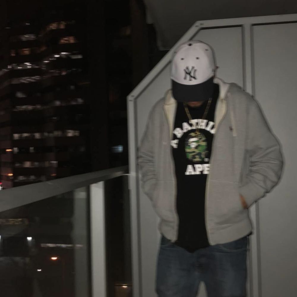 Meet your Posher, Jomel